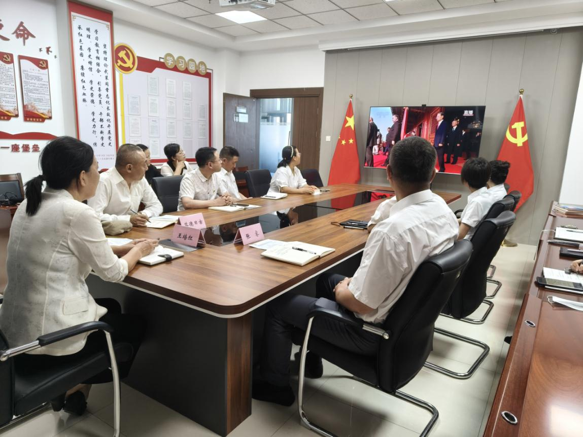 阅兵3.png